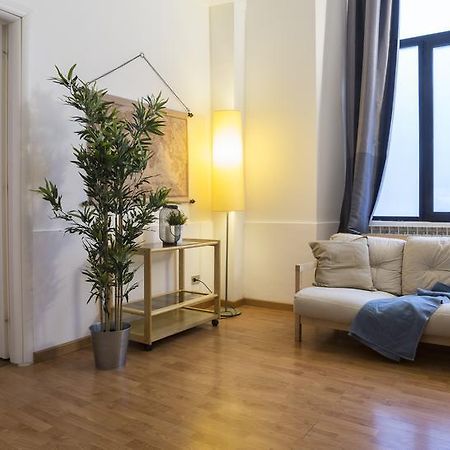 Altido Crocetta Loft Set Apartment Milan Exterior photo